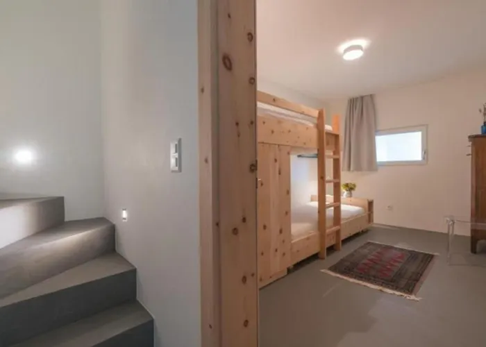 Semesterbostad Chesa Lagrev 1 Sils Maria